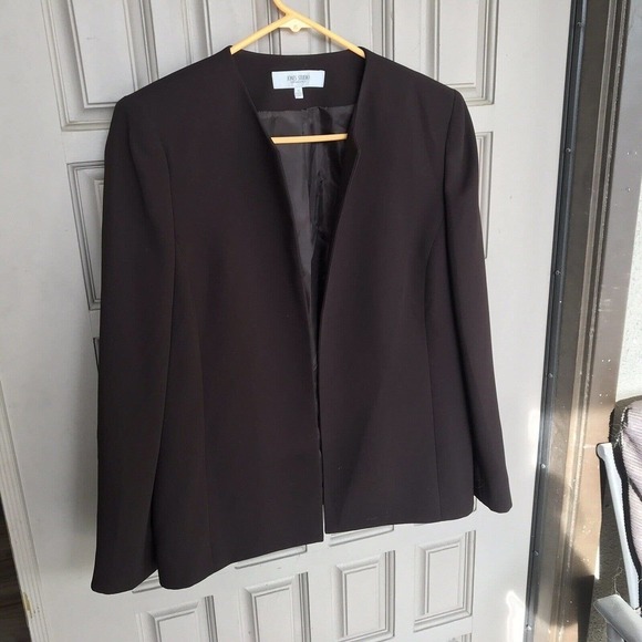 Jones Studio Blazer Chocolate Brown Sz10 Open Front Long Sleeves Lined NWOT - Picture 11 of 12